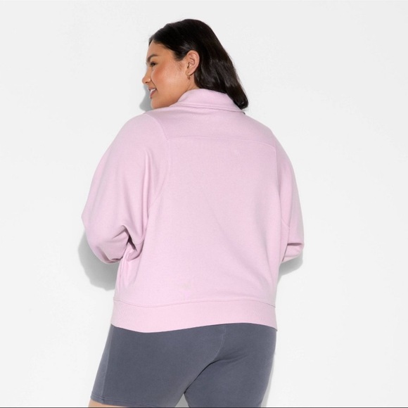 NWT Wild Fable size M Lavender quarter zip sweatshirt with bat type sleeves. - Picture 3 of 3